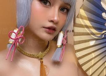 对Azami的“油亮”，我想不止是单纯的技巧，更像是在向我们展示一场油画般的盛筵？