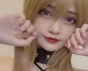 在黑色蕾丝中穿行，Azami的原图与更新一路更新！