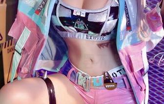 一窥Byoru的图包：‘NicoleDemara’让人欲罢不能