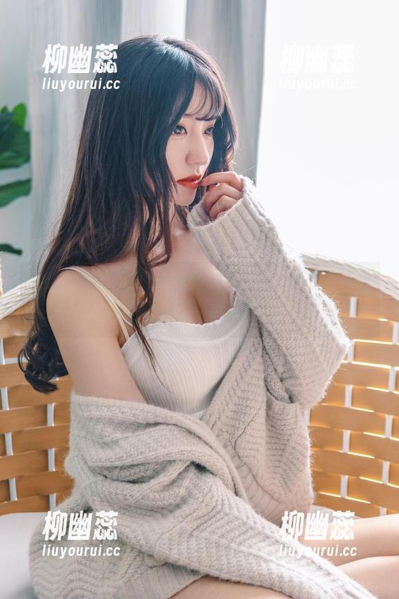 Kettoe的fateBB浓妆淡抹，高清cos一开场就消灭一切质疑。