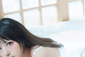 喵糖映画白衬衫和我，简直是美图的完美搭档，有人要羡慕了吗？