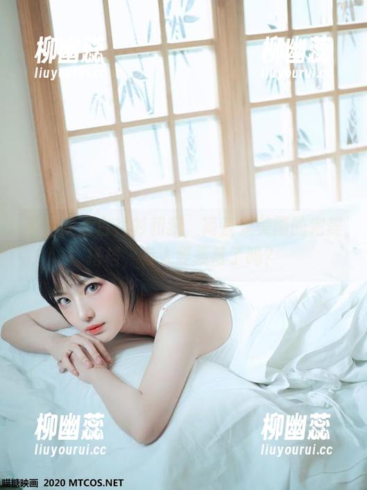 喵糖映画白衬衫和我，简直是美图的完美搭档，有人要羡慕了吗？