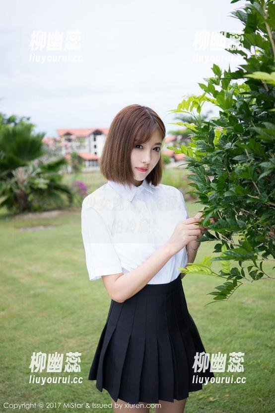 MiStar魅妍社 - 小热巴的写真给人一种无法抵挡的少女魅力，资源用的真心就不怕冷藏！