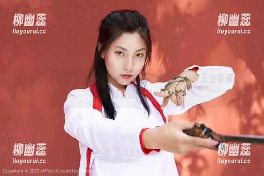 MiiTao蜜桃社-小草莓Berry MiiTao蜜桃社 - 小草莓Berry的高级瑜伽:无圣光也要美,让人捧腹的作品!