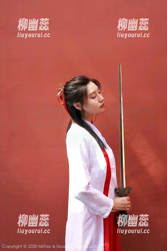 MiiTao蜜桃社-琉璃lily MiiTao蜜桃社 - 琉璃lily的私拍镂空图集:快来点赞吧,不然我也只能一个人默默欣赏了。