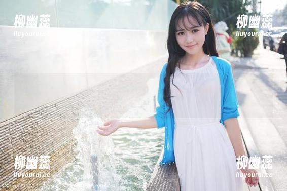 MyGirl美媛馆 - Ellie艾栗栗户外写真分享：这角度确实很会挑，果然不愧是博主！