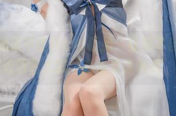 爱宕和服中的Neko薇薇，让我不自觉想跳进图包大喊‘我也要这种美’！