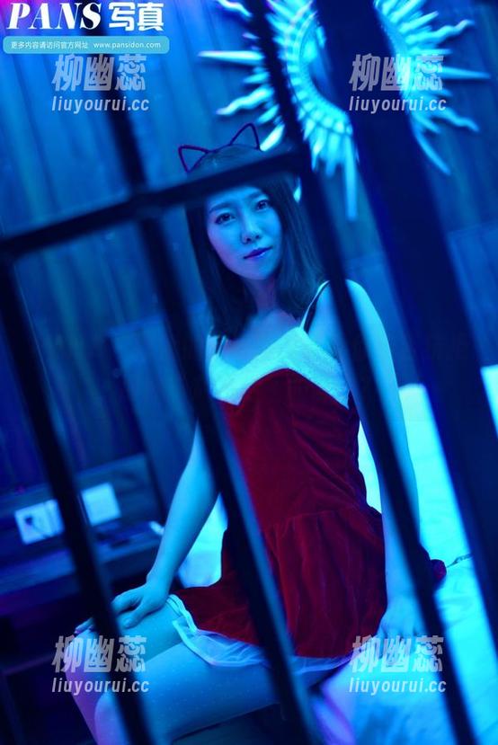 PANS - 娜娜的水手服写真，你能否抗拒那种“放学后”的诱惑？