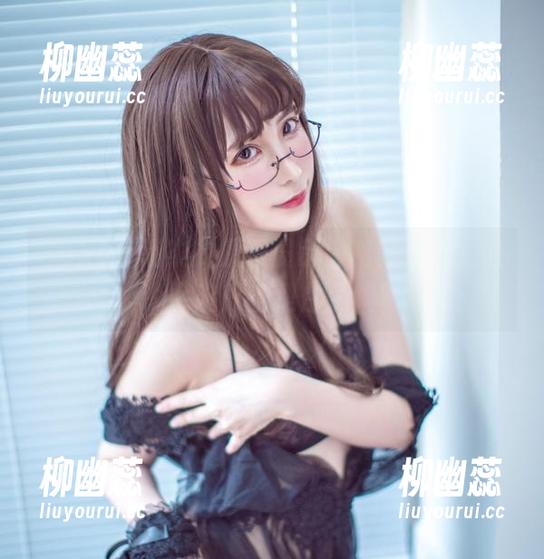 Sakiiii翎柒 Sakiiii翎柒的原图展示:暗黑护士,谁说医院只能是白藩院?