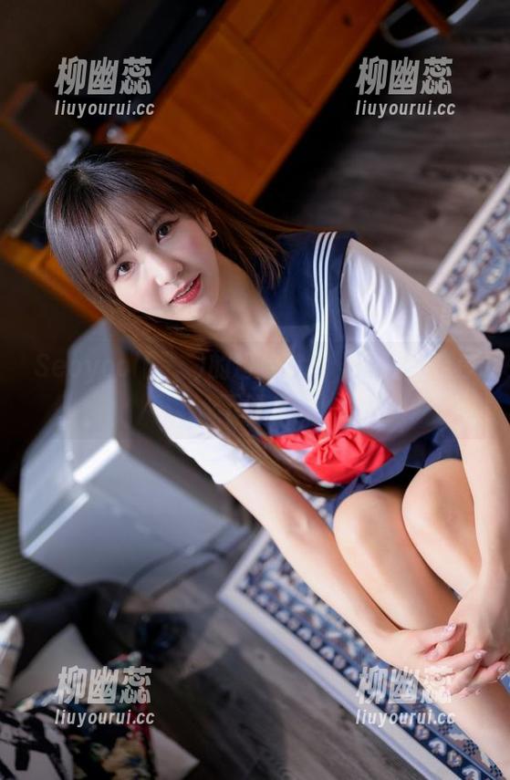 Seoyool(서율)的粉色宇宙，图片让我停下脚步