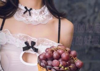 TouTiao头条女神 - 李媛媛的教室套图：我开始怀疑传统学习了…真的好吸引人。