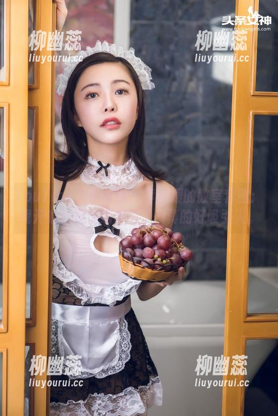 TouTiao头条女神-李媛媛 TouTiao头条女神 - 李媛媛的教室套图:我开始怀疑传统学习了…真的好吸引人。