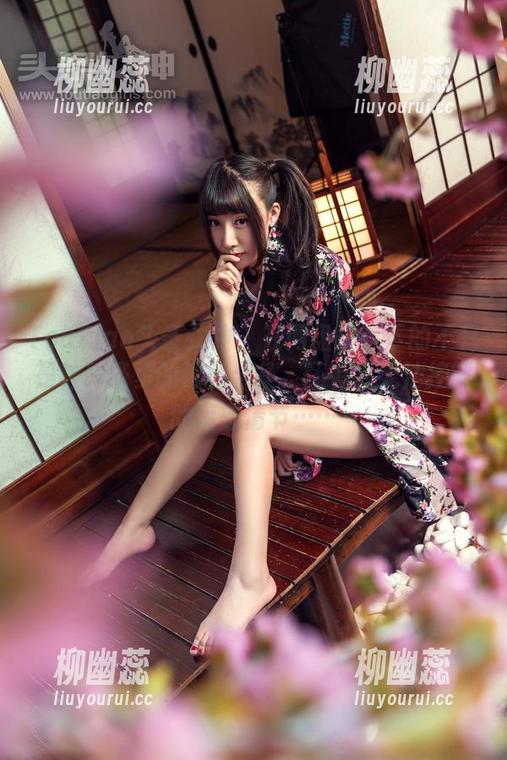 TouTiao头条女神 - 在网盘里存下的不只是神琦泽步的油亮合集，还有我无法控制的暗恋情节……