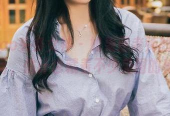 TouTiao头条女神 - 如果蔡老师的壁纸能说话，估计也藏着不少美图的秘密