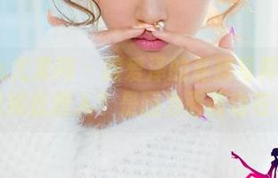 UGirls尤果网 - 颜爱泽的私房写真：肉丝为何能如此撩人？是因为画面也在香吗？