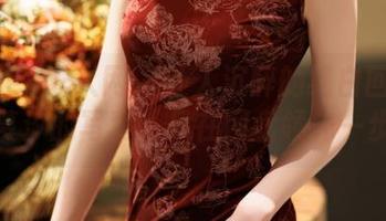Xiuren秀人网 - 让人沉醉的纯白回忆：周慕汐的写真，只在网盘领先一步。