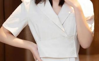 Xiuren秀人网 - 小夕Kitty的“运动”日常，高清写真带你看不同的随性！