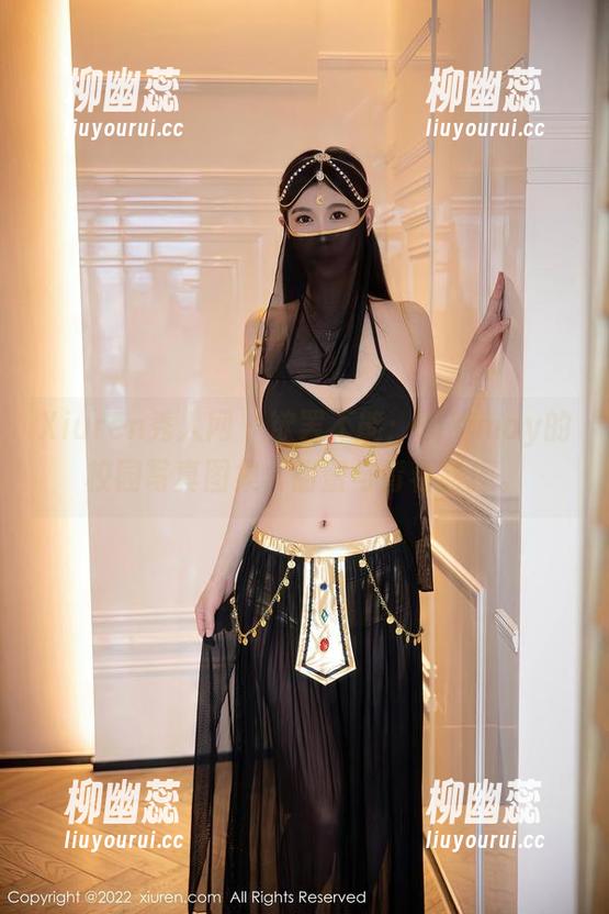Xiuren秀人网-晓梦may Xiuren秀人网 - 欲罢不能:晓梦may的校园写真图集,甜蜜与青春碰撞。