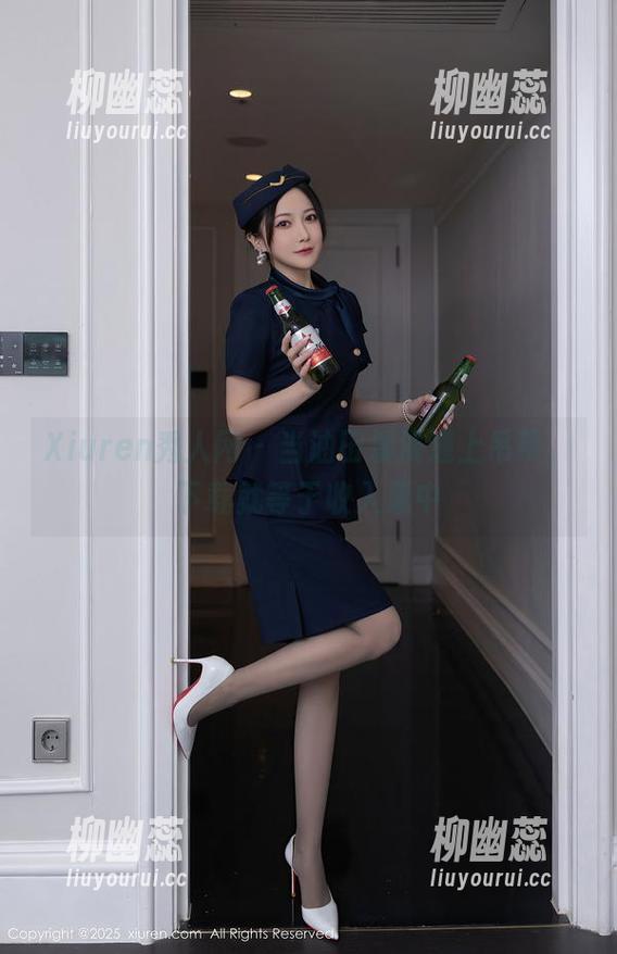 Xiuren秀人网-油田溪溪 Xiuren秀人网 - 当油田溪溪遇上吊带,下载就等于收入囊中