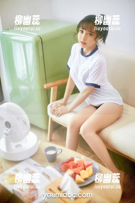 YouMi尤蜜荟 图集里的佳人如梦,尤蜜荟正在低声呼唤你
