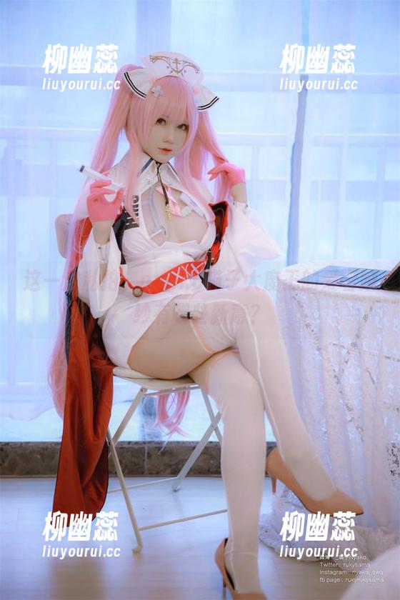 这一波私拍，nyako喵子大魔王的爱宕婚纱有哪些新意？