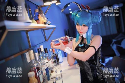 yuuhui玉汇 yuuhui玉汇的写真新鲜出炉,双斩少女这回又来了?!