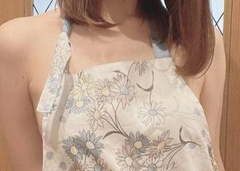 作品里，けん研(けんけん)将PINK的激情和BLUE的冷静拆开重组，我想我能理解这种微妙的关系。