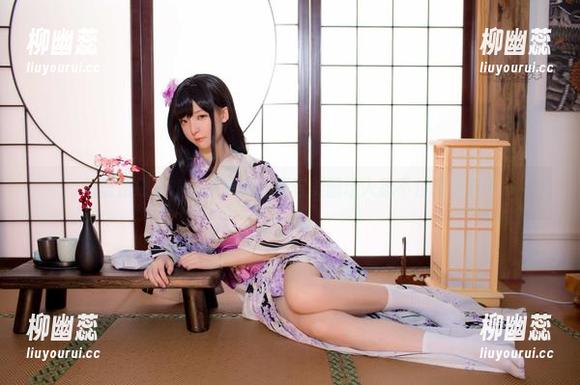 碧蓝航线下，一小央泽的爱宕美图让人忍不住想咂舌…