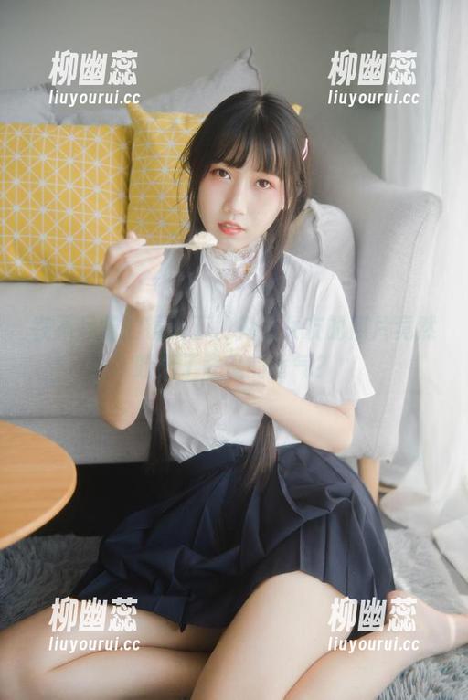 在不呆猫的镜头下，兔子女友的照片竟然吐出了奇怪的香气？