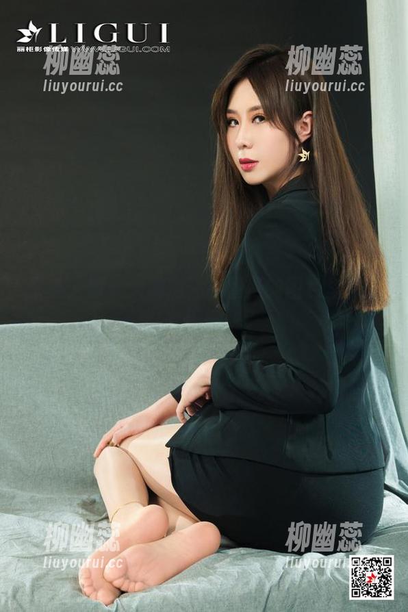 丽柜 - 睡衣大解密：小智贤的图包里藏了几分慵懒呢？