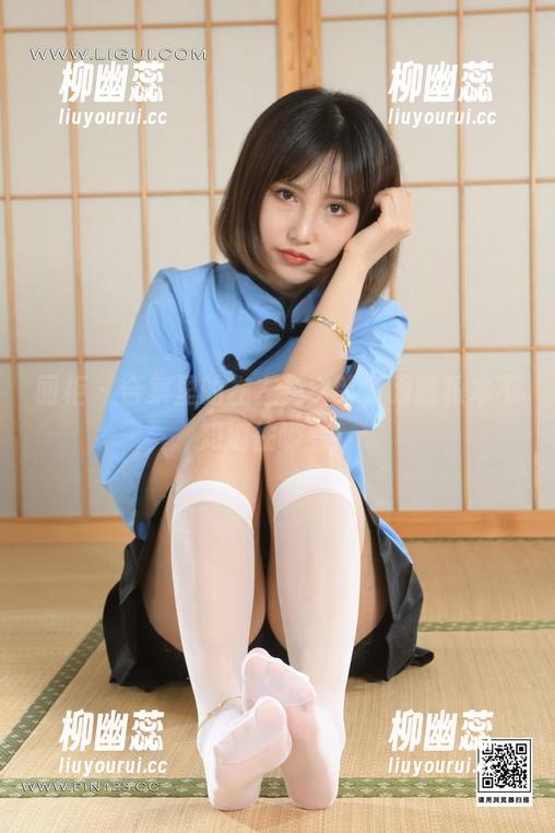 丽柜 - 合集里的左左兔女郎，眼睛根本不知道往哪看！