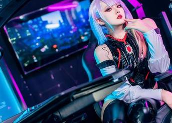 在线逛你夏夏的写真，JK&花嫁豪华版，真心希望下一版当个DJ…