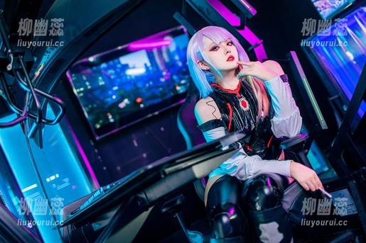 在线逛你夏夏的写真，JK&花嫁豪华版，真心希望下一版当个DJ…