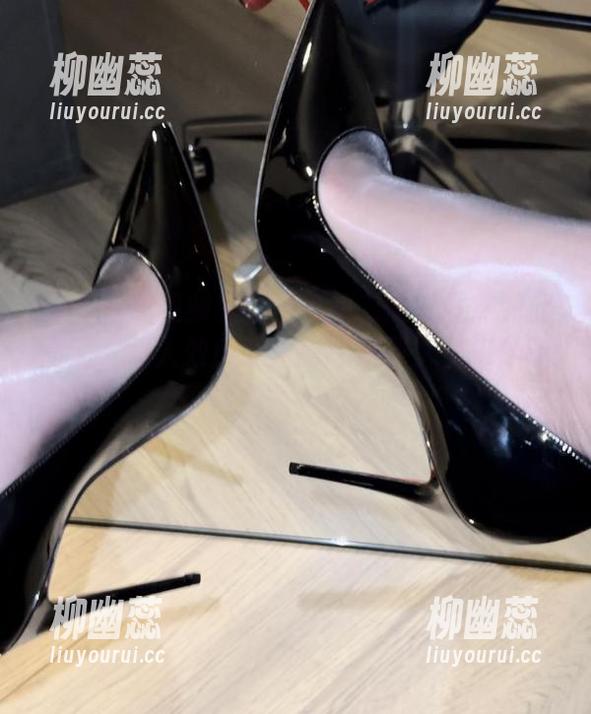 保守的二舅妈 微密圈 - 视频里的保守的二舅妈竟然如此高清,双人效应让人意想不到,快来分享吧!