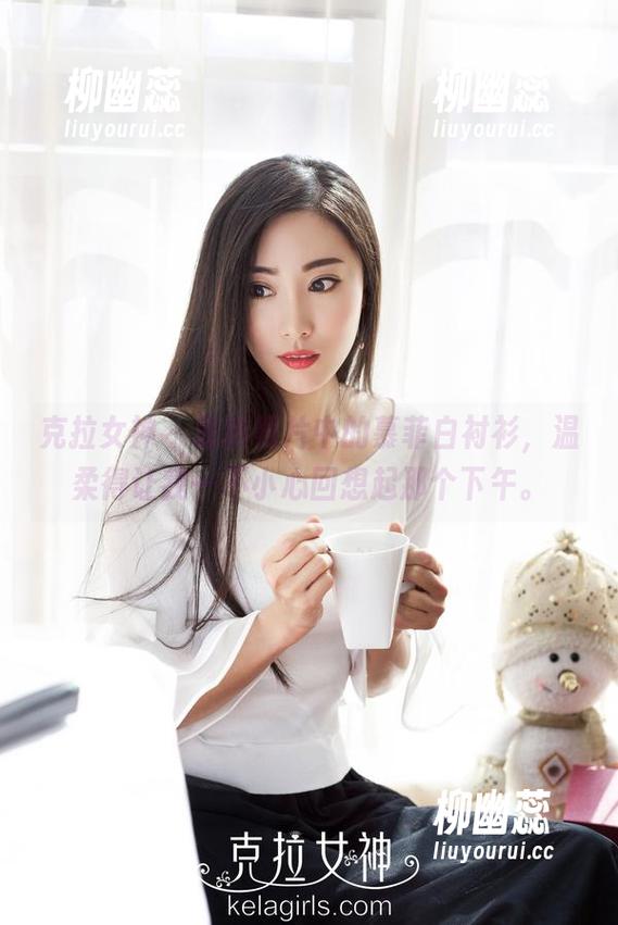 克拉女神-慕菲 克拉女神 - 最新照片中的慕菲白衬衫,温柔得让我一不小心回想起那个下午。