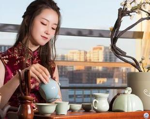 克拉女神 - 你们看这组图片，颖儿的可爱属性又在线了，怎么做到的啊？