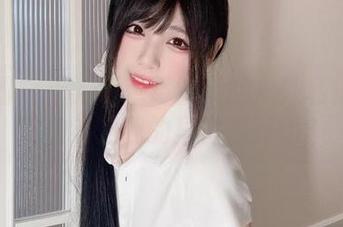 微密圈 - 十万口草莓粥粥的户外私拍：你敢信这是我的早餐派对吗？