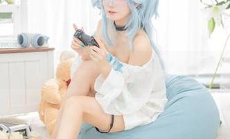 福利时间，卜呦的女仆形象，图看看就好…