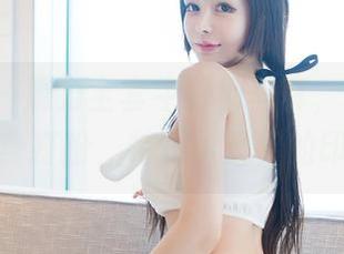嗲囡囡 - 魔力全套牛仔裤写真，Celina青妍这身打扮，特意给我留的印象分？