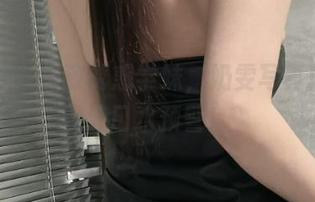 微密圈 - 极致诱惑学妹，奶雯写真精选，流口水预警！