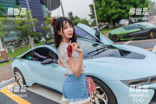 妍子坚不可摧 妍子坚不可摧:校园里的照片作战,画风清新却又暗藏玄机,快来沦陷吧!