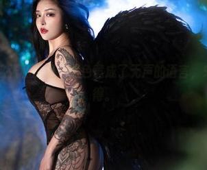微密圈 - 在这张私房里，黑色竟成了无声的语言，宋昱欣果然了得。