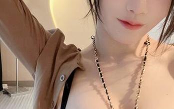 微密圈 - 好想收藏！小玉吃果冻女仆写真全集，演绎那些不为人知的姿态