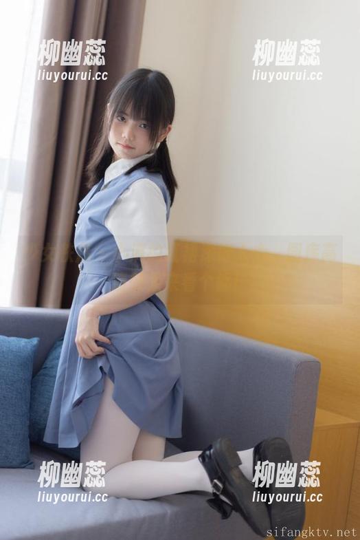 少女秩序-小满 少女秩序 - 小满的红裙深得人心,图库高清效果来看个够!