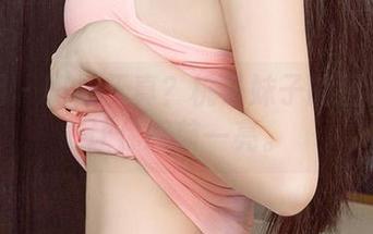 尤果网 - 略显天真？桃子妹子的图包精选让你眼前一亮。
