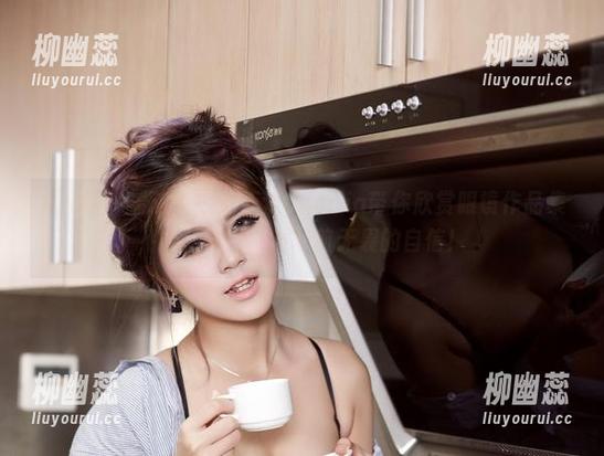 尤物馆 - 看这里！陆萱萱Cecilia带你欣赏眼镜作品集，最新秀出“镜”前无畏的自信！