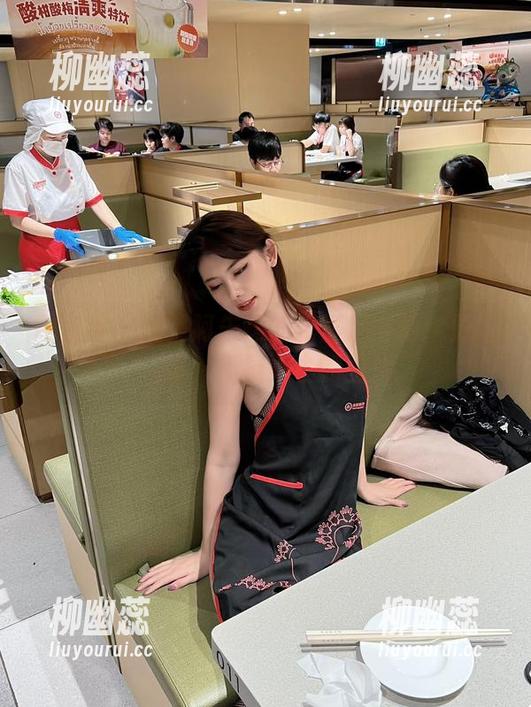 就是阿朱啊 微密圈 - 就是阿朱啊的比基尼时刻:更新一张,怀疑人生的图片