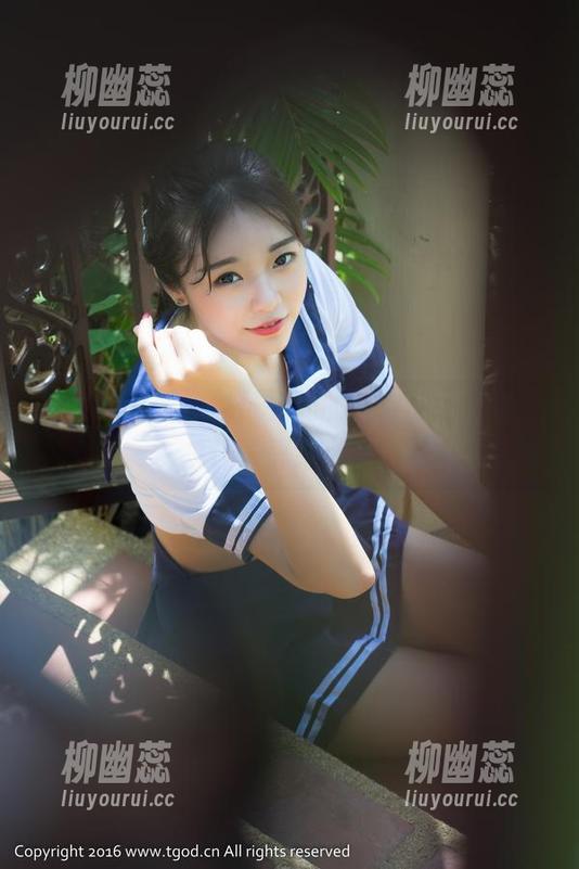推女神 - 看！娜依灵儿的镂空写真全集，总让人思绪游荡...