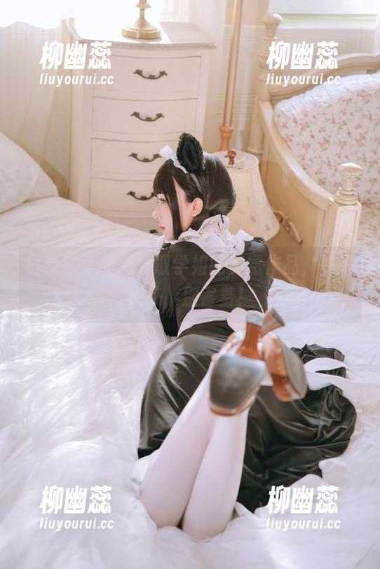 日奈娇 日奈娇:免费领取学姐的美丽作品,快来快来,别害羞!