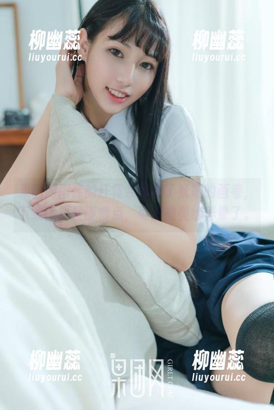 果团网图库的红霓裳像极了妩媚的画卷，下载的时候谨慎点，可别被美给弄晕了。